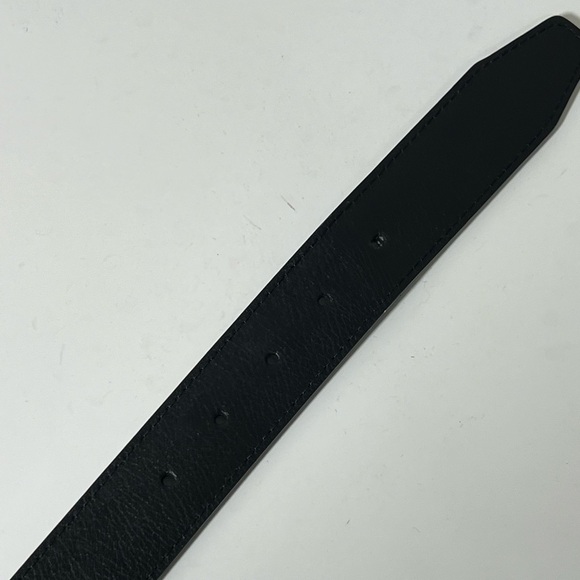 Nike Belt Sz. 40 Leather Reversible Black or Brown with Silver Clasp Buckle Golf - Picture 8 of 10